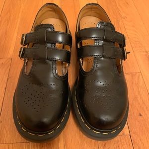 Doc Martens Mary Jane shoes